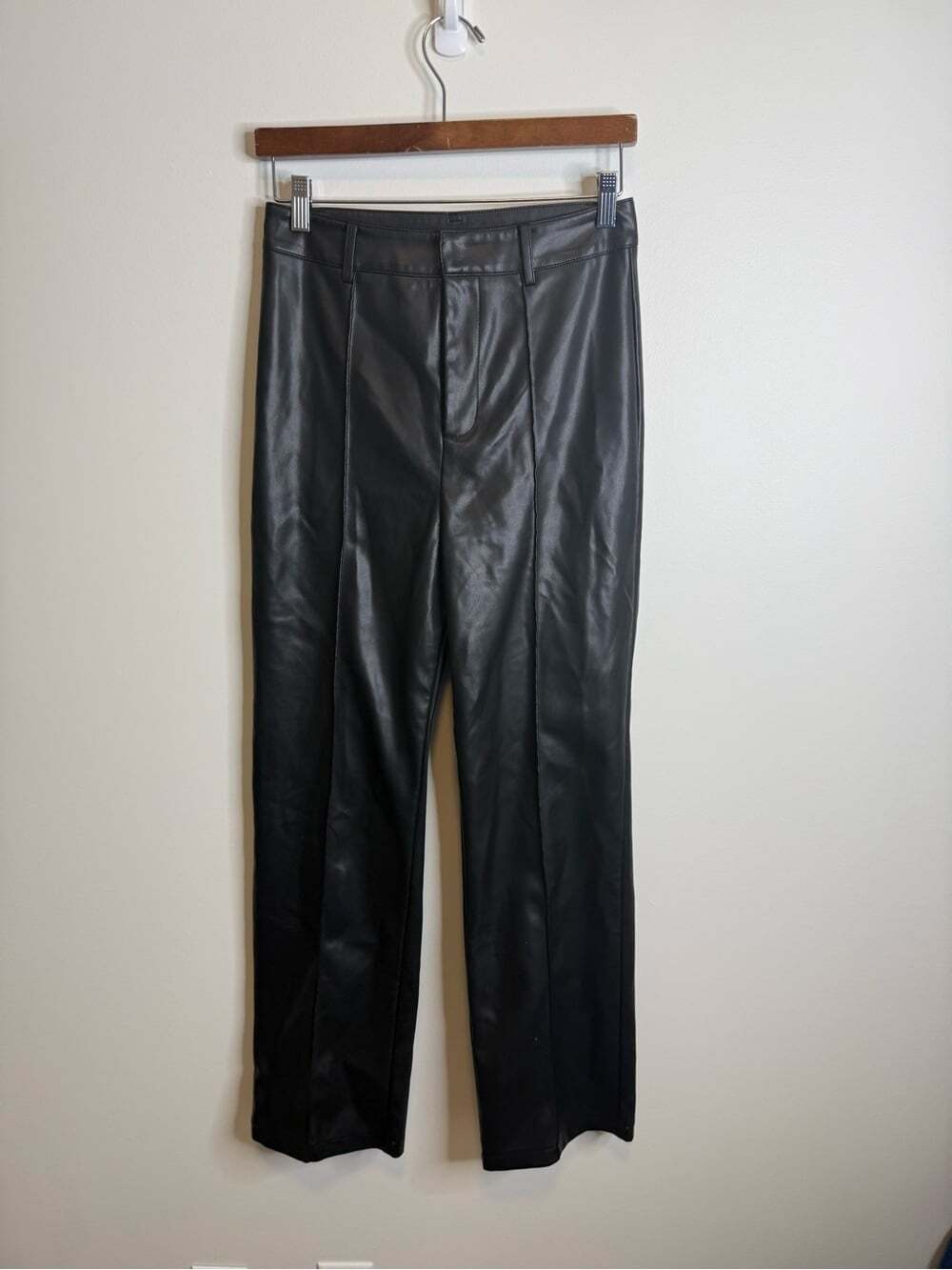 Commense black High-Waisted Faux Leather Pants size small